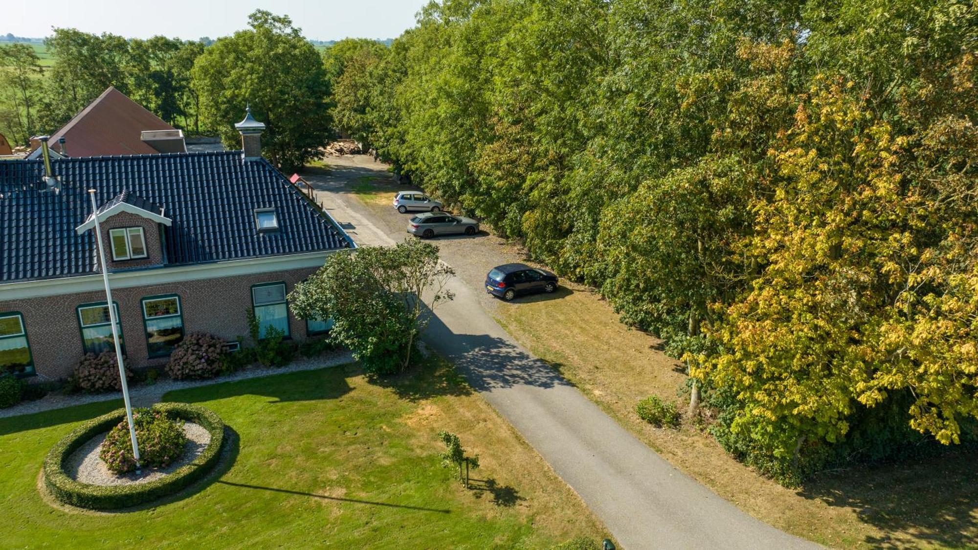 Camping Pod: Lyts Dekema 2 Baard Eksteriør billede