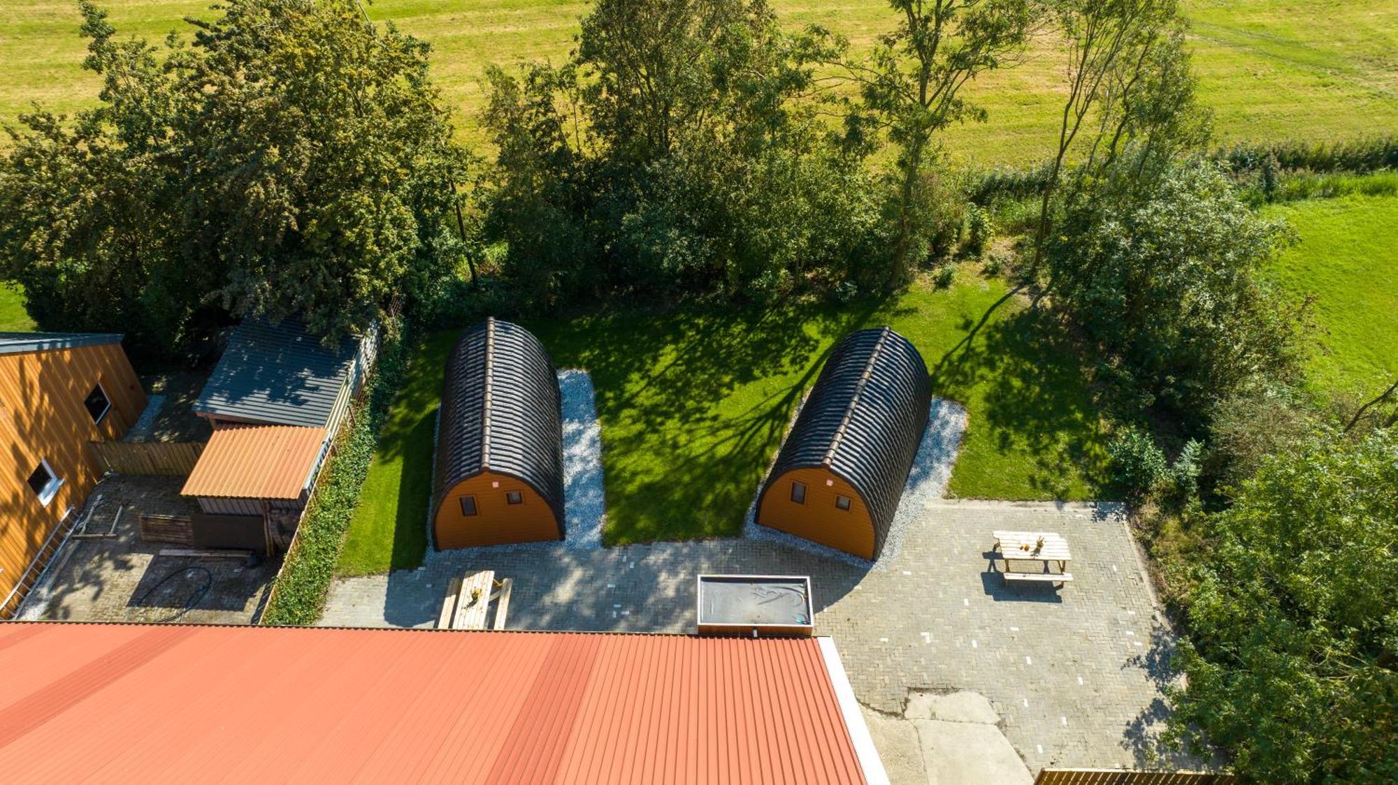 Camping Pod: Lyts Dekema 2 Baard Eksteriør billede