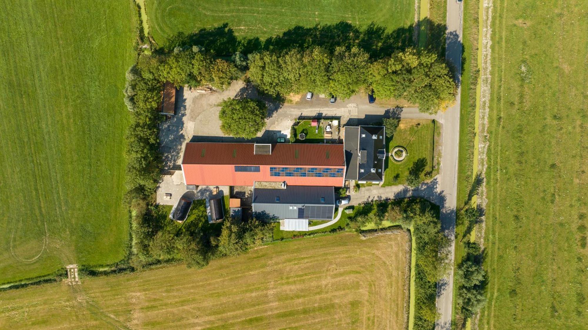 Camping Pod: Lyts Dekema 2 Baard Eksteriør billede