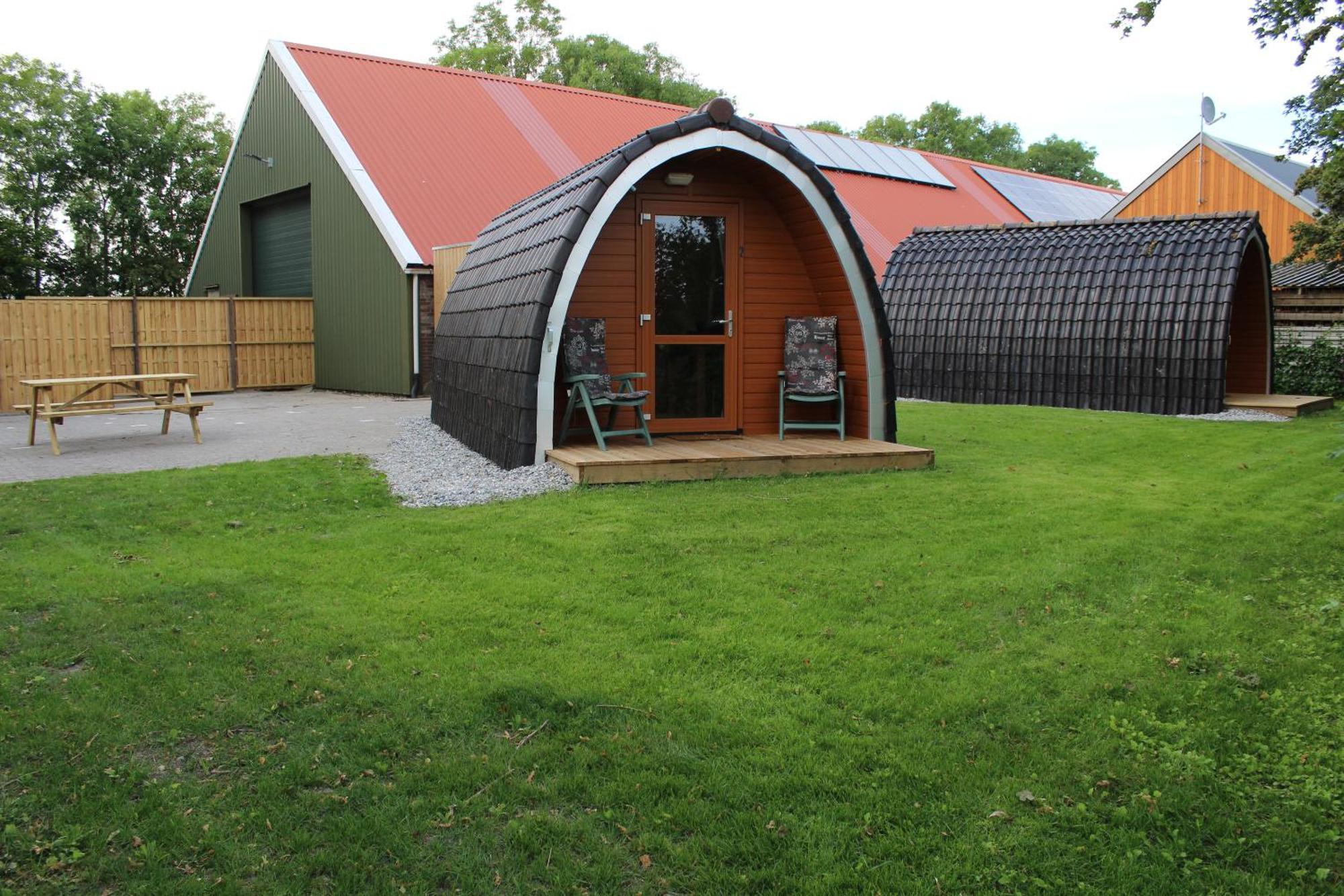 Camping Pod: Lyts Dekema 2 Baard Eksteriør billede